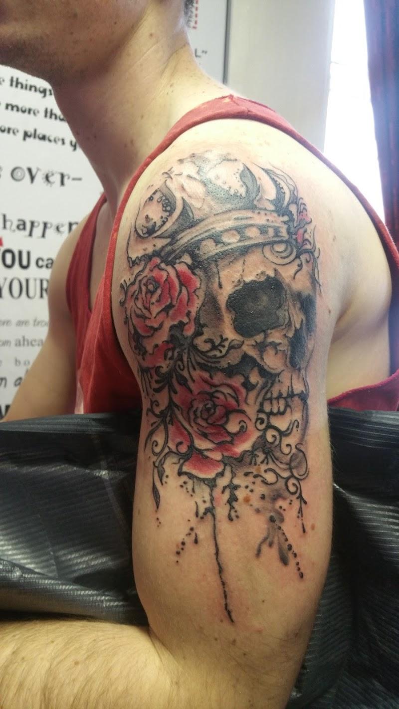 Bohemian Tattoo & Piercing - Photo 3